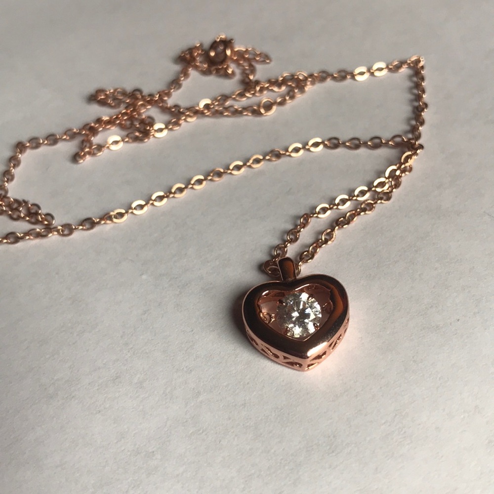 Beautiful copper necklace with diamond stud